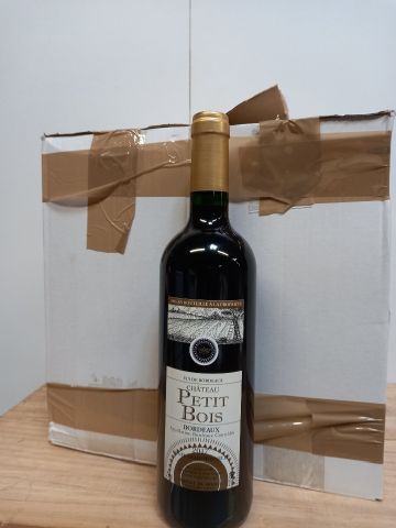12 bouteilles de Bordeaux 2017 Château Le...