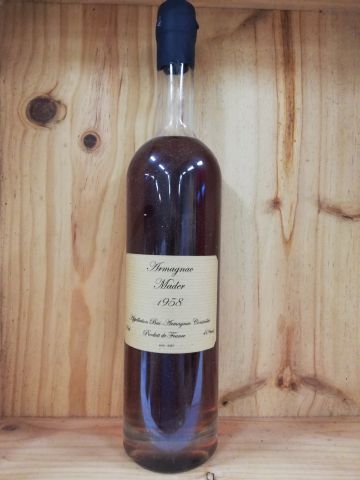 null Bottle Bas-Armagnac Domaine Mader 1958 40% vol 70cl