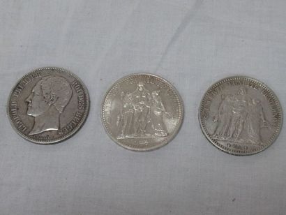 null Lot de pièces en argent, comprenant une pièce de 5 francs Hercule 1874, 10 francs...