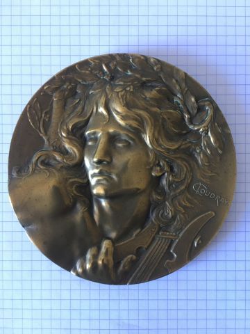 null Médaille en bronze (fin XIXème) « Orphée endort Cerbère au son de sa lyre» composée...