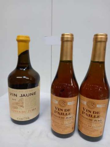 null lot de 3 bouteilles: 
1 Vin Jaune 2014 62cl, Médaillé Marcel Cabelier
2 demi-bouteilles...