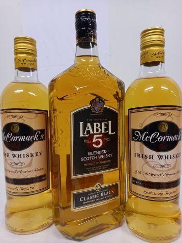 null Lot comprenant :
2 Whisky Iris Whisky Mc Cormach's Prémium exclusif Production...