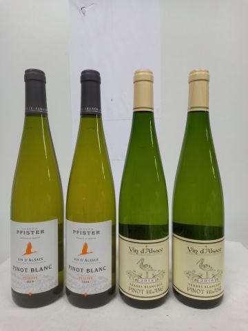null Lot comprenant:
2 Alsace Pinot Blanc La Réserve 2019 Joseph Pfister
2 Alsace...