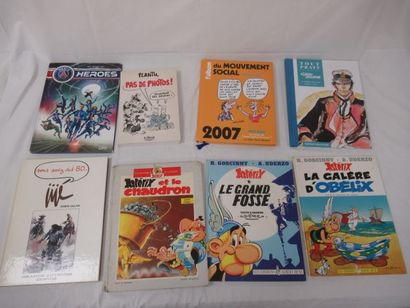 Lot de bandes dessinées, dont Plantu, Asterix,...