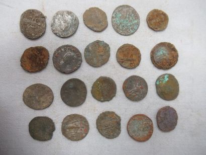 Lot de 20 pièces antiques. (en l'état)