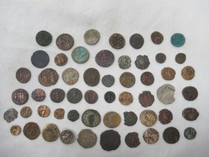 Lot de 55 pièces antiques (en l'état)