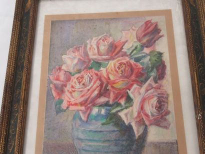 null Ecole moderne "Bouquet de fleurs" Aquarelle. Encadrée sous verre. 38 x 29 c...