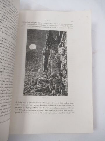 null Lot de 2 livres : Arthur Mangin "L'air et le monde aérien", Tours, Mame, 1885...