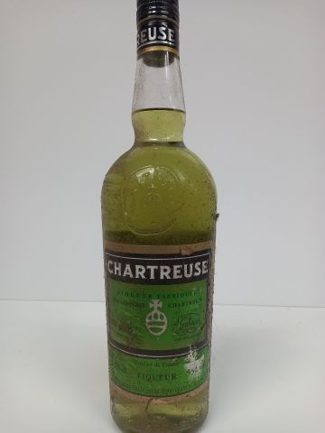 null Bottle of Chartreuse Verte Les pères Chartreux Aged in oak barrels 70cl 55%vol...