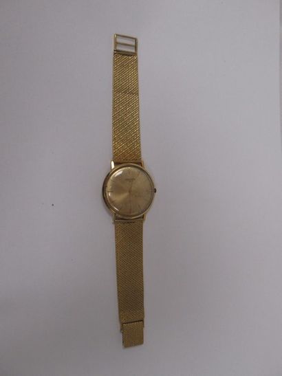 LONGINES Men's wristwatch in yellow gold....