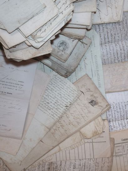 null Lot of old notarial deeds, on paper and vellum. 18th and 19th centuries.