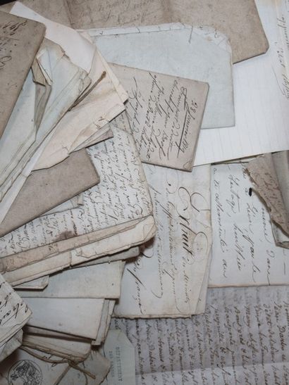 null Lot of old notarial deeds, on paper and vellum. 18th and 19th centuries.