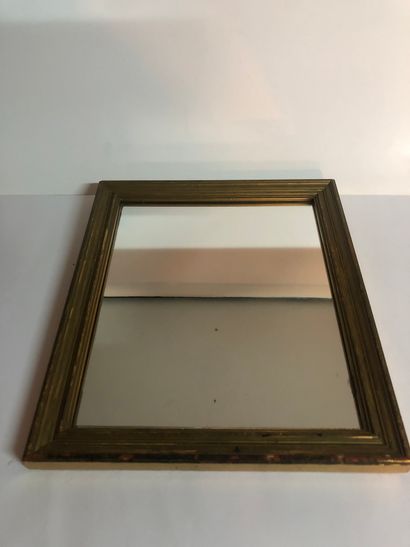 null Mirror in gilded wood frame 30x35cm