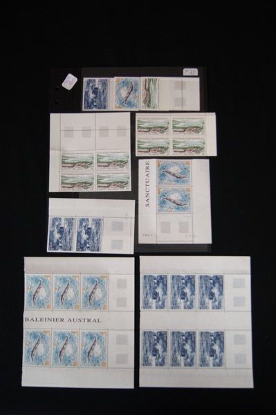 null T.A.A.F. Lot of 27 stamps n°138/140, P.A. Mint, first choice. Price : 335 e...