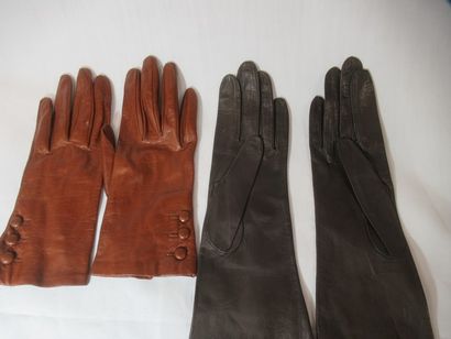null Lot de 3 paires de gants en cuir. 6,5 et 7. (usure)