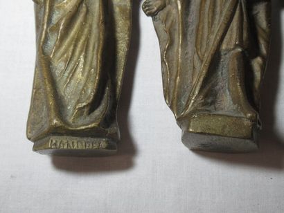 null Série de figures en bronze, représentant des apôtres. Haut.: 13 cm