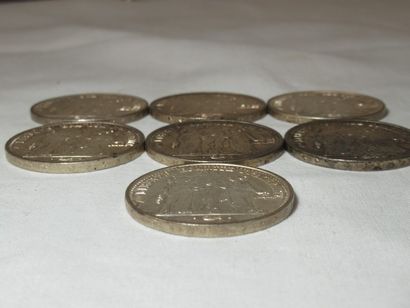 null FRANCE Lot de 7 pièces en argent. Circa 1960. Poids : 175 g