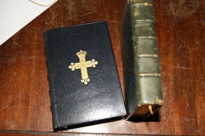 null Ensemble de deux livres religieux : Nouveau paroissien complet selon le rite...