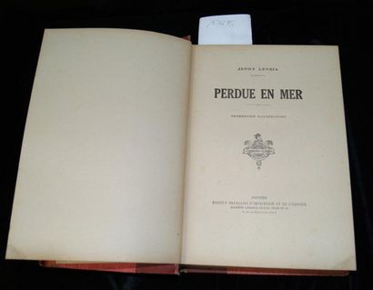 Jenny LENSLA Perdue en mer, Poitiers, Société d'imprimerie et de librairie. Illu...