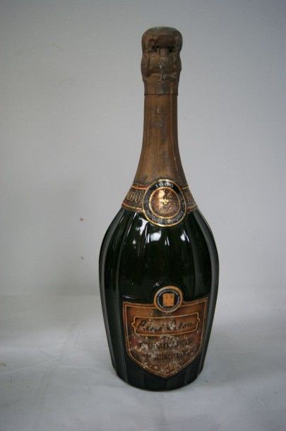 null 1	 bouteille 	CHAMPAGNE 	"René Lalou", Mumm 	1966	 (ea)