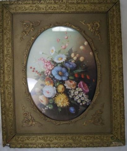 null Lot composé d'une huile sur toile figurant un bouquet (signé Paterson, 50x60...