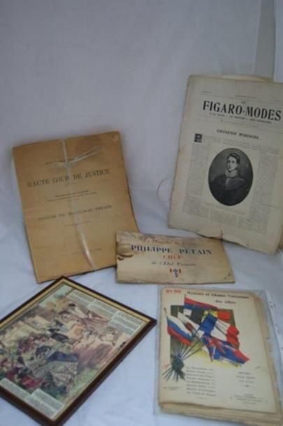 null Lot de documents sur la guerre : le proces du général Pétain, Hymnes et chants...