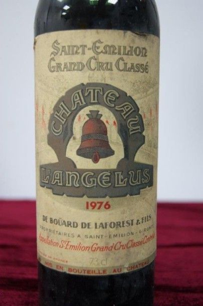null 1	 bouteille 	CH. 	ANGELUS, 1° Grand Cru St-Emilion 1976	 (LB)