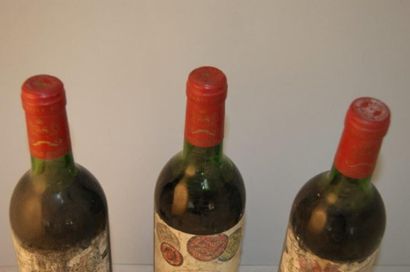 null 3 bouteilles de Château Mouton Rothschild, 1978. Etiquette décorée par Riopelle....