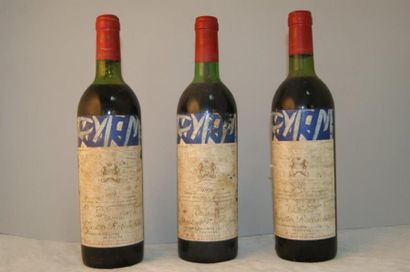 null 3 bouteilles de Château Mouton Rothschild, 1976. Etiquette décorée par Soulages....