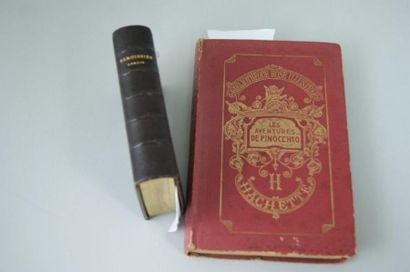 null Lot comprenant un Paroissien Romain, Alfred Mame et Fils, 1880 et Collodi, Les...