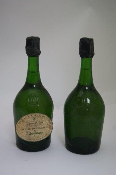 null Ensemble de deux bouteilles de Laurent Perrier, Blanc de Blancs de Chardonnay....