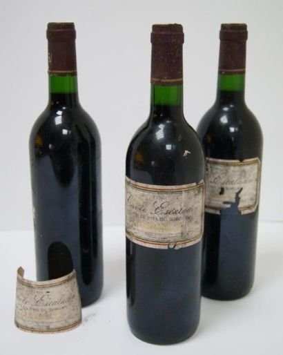 null 3 bouteilles de vin du Pays de Torgan, cuvée Escaladou. 1996. (étiquettes a...