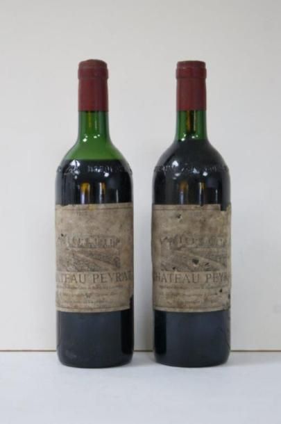 null 2 bouteilles de Château Peyrat 1985 (étiquettes sales et abîmées. LB, épaul...