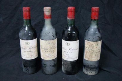 null 4 bouteilles de château Potensac, 1973.(étiquettes sale, LB, B)