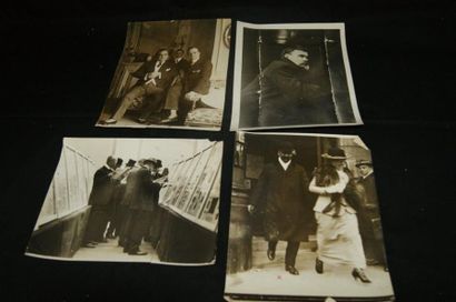 null Lot de 43 photographies figurant des Personnalités
170 x215 mm (40) ; 200x255...