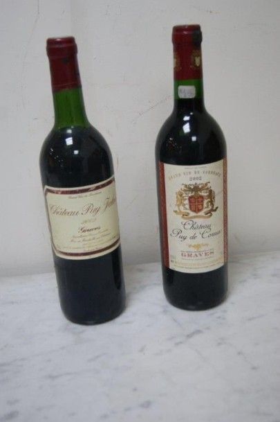 null Lot de deux bouteilles 2002: CHATEAU PUY JALON et CHATEAU PUY DE CORNAC