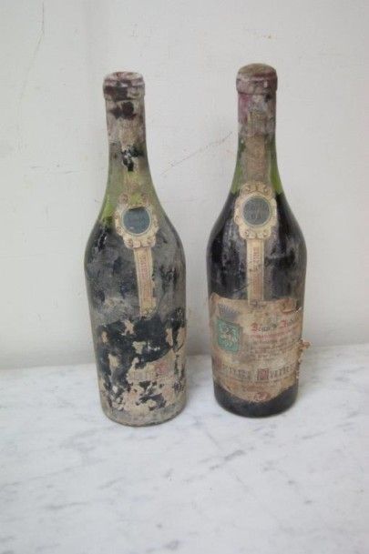 null 2 bouteilles de COTE DU JURA " Jean d'andelot " 1958 . Henri MAIRE. Etiquettes...