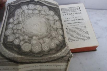 null FONTENELLE ,"Oeuvres choisies",Liège desoer, 1779 . 2 volumes( avec carte d...