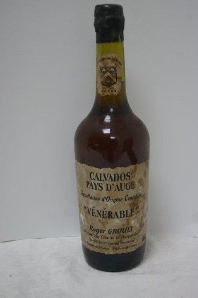 null 1 bouteille de Calvados Pays d'Auge "Vénérable". Roger Groult.