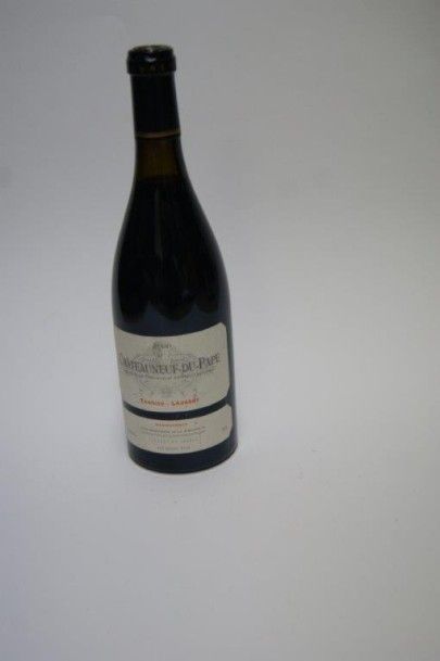 null 1 bouteille de Châteauneuf-du-Pape, 2000. Tardieu-Laurent.