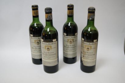 null 4 bouteilles de Saint Estèphe, Cuvée Réservée Guy Jeunemaître, 1964. (niveaux...