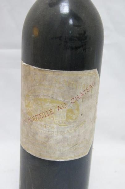 null 1 bouteille de château Margaux, 1978. (étiquette sale)