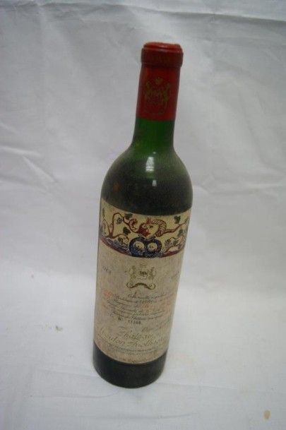 null 1 bouteille de château Mouton Rothschild, 1968. Bouteille numérotée. Etiquette...