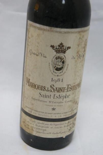 null 1 bouteille de Marquis de Saint Estèphe, 1981. Etiquette sale.