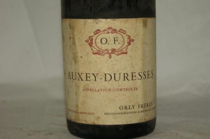 null 1 bouteille de Auxey-Duresses, Orly Frères, 1966. (niveau LB)