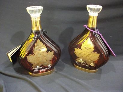 null Lot de deux bouteilles de cognac Courvoisier. Haut.: 25 cm (vides).