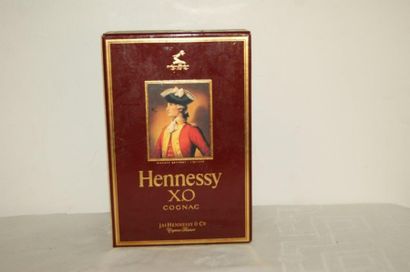 null 1 bouteille de Cognac Hennessy XO, dans sa boite, 70 cl