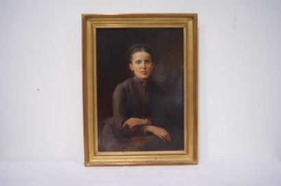 null ECOLE FRANCAISE DU XIXe siècle "Portrait de Jeune femme accoudée". Huile sur...