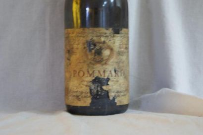 null 1 bouteille de Pommard, Reine Pedauque, 1979. (étiquette sale et abîmée, B)