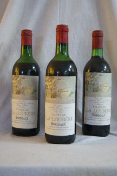 null 3 bouteilles de Bordeaux, château La Loubère, 1986. (LB)
